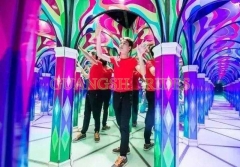 Mirror Maze